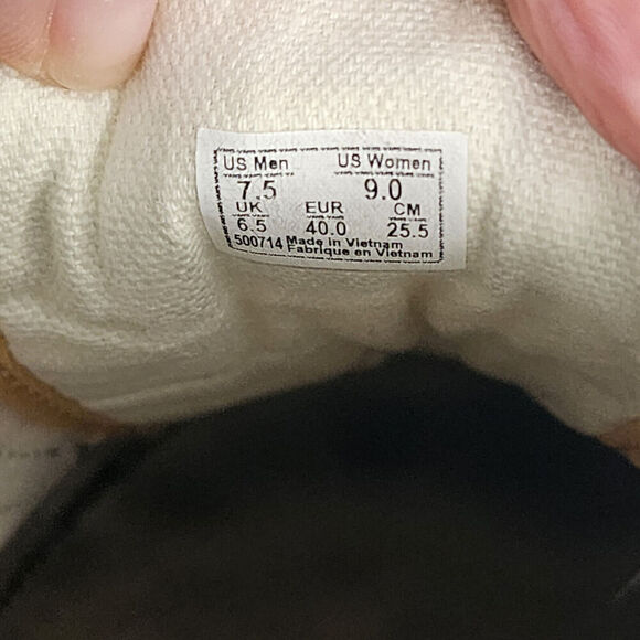 VANS Off The Wall Classic Low Old Skool Skate Yellow Mens Size 7.5 Womens Size 9 - Picture 8 of 8